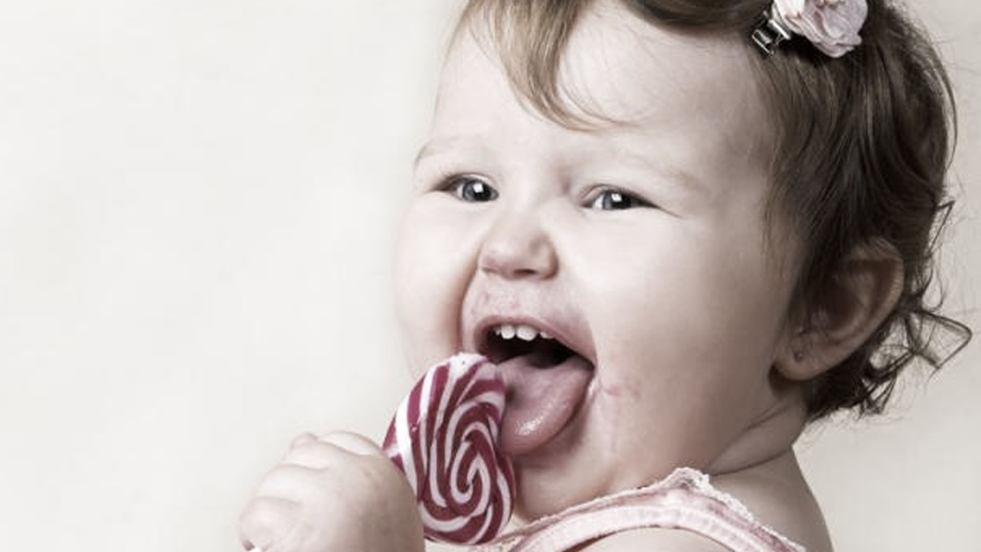 Por que adiar o açúcar na alimentação dos pequenos? Por que adiar o açúcar na alimentação dos pequenos?